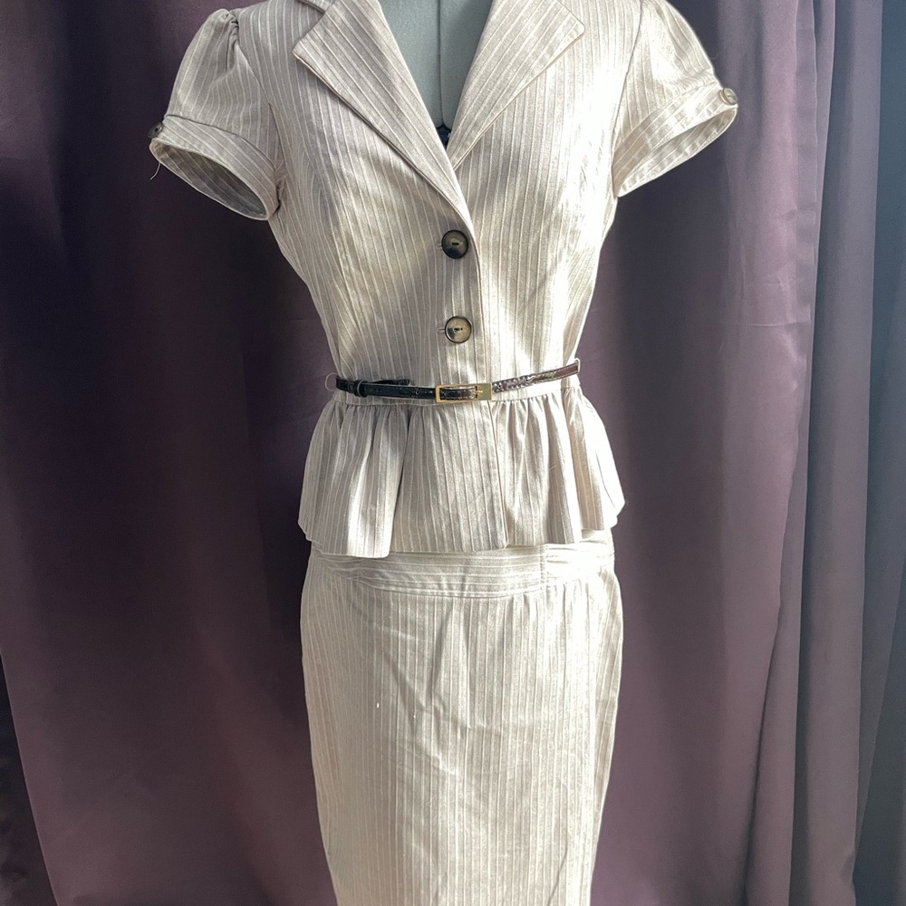 BCX Cream Skirt Set with Belted Waist